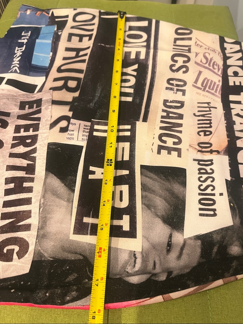 Desigual Slim Newspaper Mini Skirt - Picture 11 of 16
